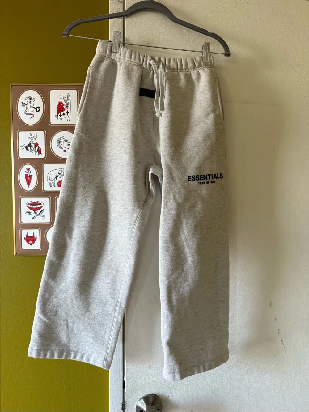 ESSENTIALS Fear of God Kids Light Gray Sweatpants